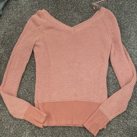 Calvin Klein Sweaters - Calvin Klein Coral Knit Sweater